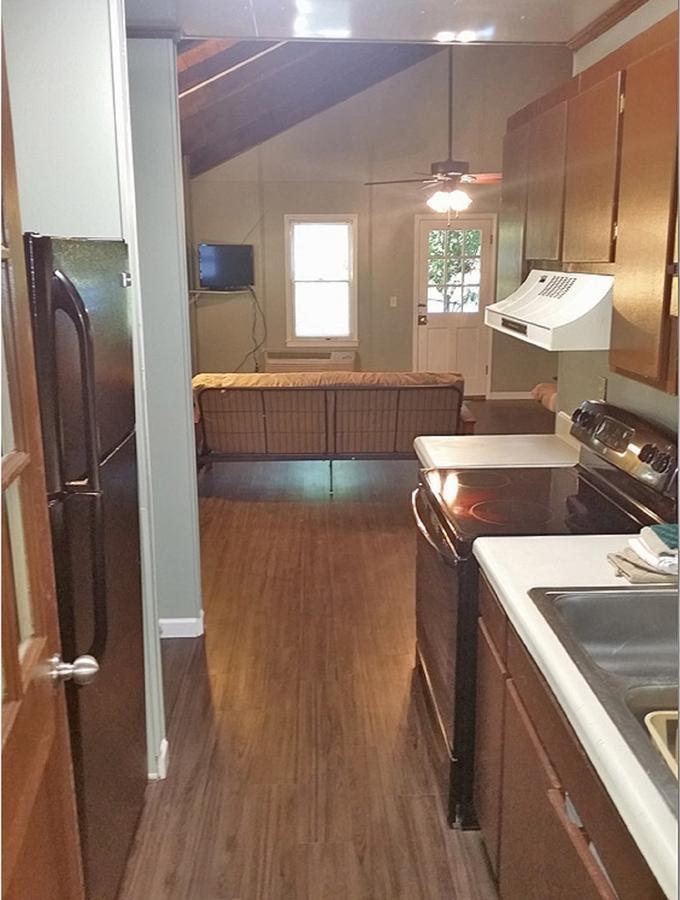 Carolina Landing Camping Resort Two-Bedroom Cabin 1 Fair Play Exterior photo